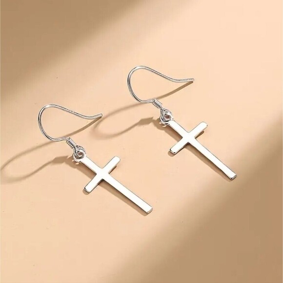 Small cross earrings Silver plated minimalist jewelry - Picture 1 of 5